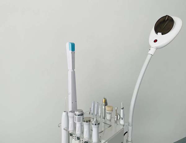 RF + EMS + LED combo machine for clinics