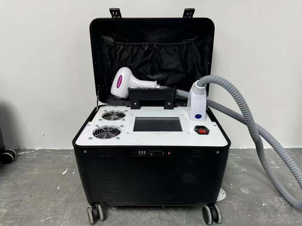 Pain-free laser hair removal machine