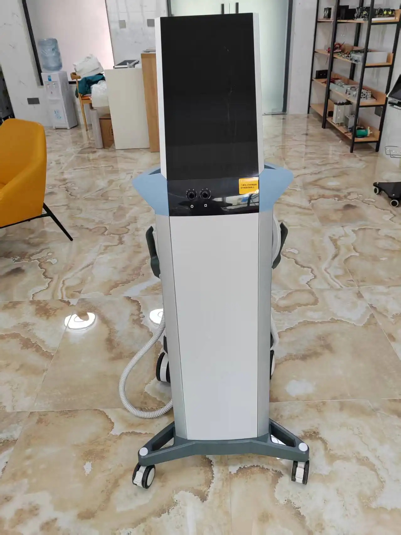 ems sculpt machine showroom